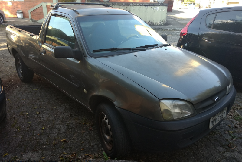  A) VEÍCULO PLACA DPX1090. RENAVAM: 851812988. CHASSI:9BWFB07X75P008429. PCNPJ DO PROPRIETÁRIO:05.097.729/0001-41. DESCRIÇÃO: 01 veículomarca/modelo:VW/KOMBI FURGAO, tipo: caminhonete, cor branca,ano/modelo: 2005/2005, combustível: gasolina. Certificou o oficialde justiça em 26 de junho de 2018